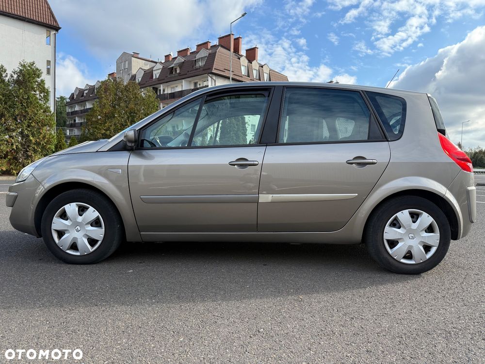 Renault Scenic 2.0 16V Privilege - 17