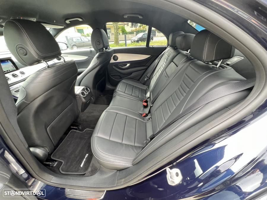 Mercedes-Benz E 300 de AMG Line - 22