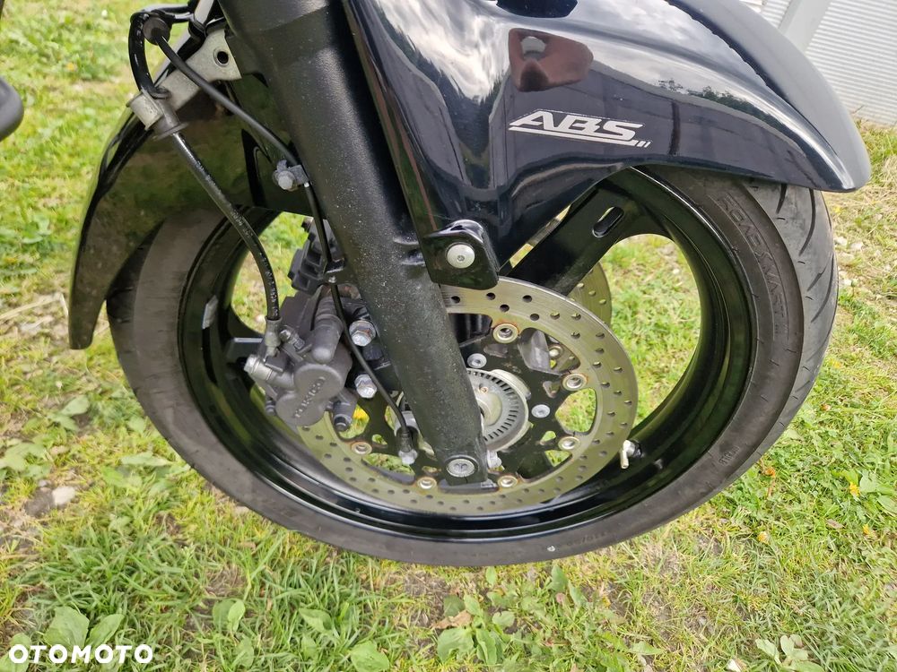 Suzuki V-STROM - 9