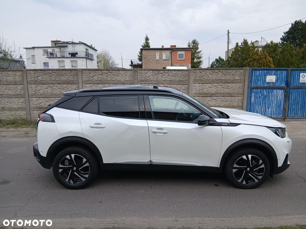 Peugeot 2008 1.2 PureTech GT S&S EAT8 - 4