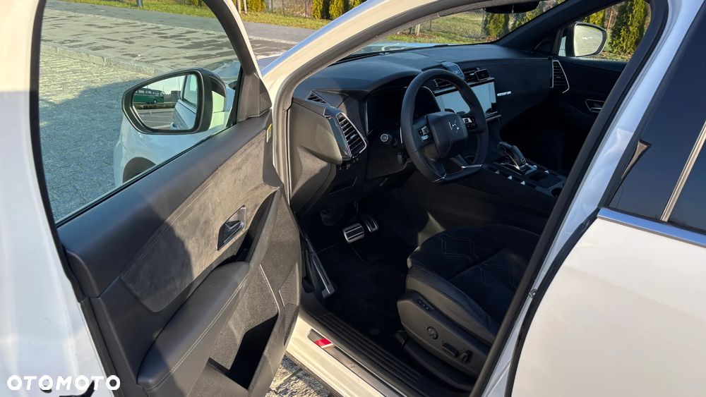 DS Automobiles DS 7 Crossback 1.6 PureTech GPF Performance Line + - 11