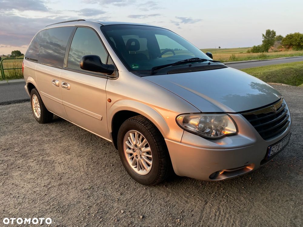 Chrysler Voyager 2.8 CRD LX - 3