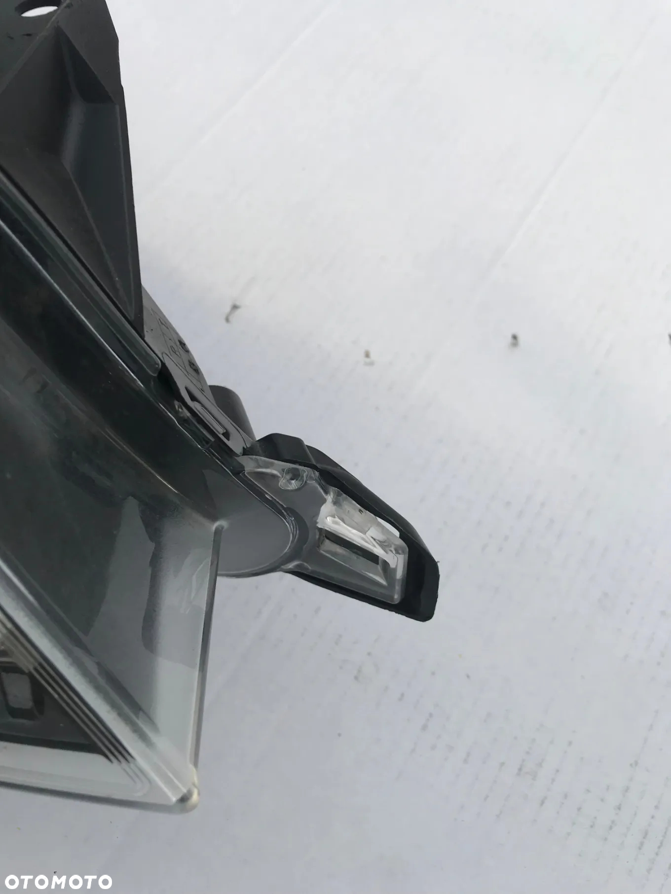 Opel Meriva B Lift reflektor prawy lampa przód 13372314 oryginał - 5