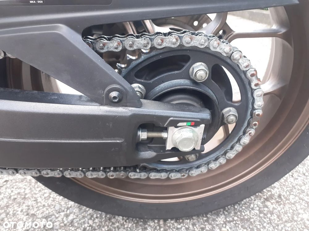 Honda CB - 27
