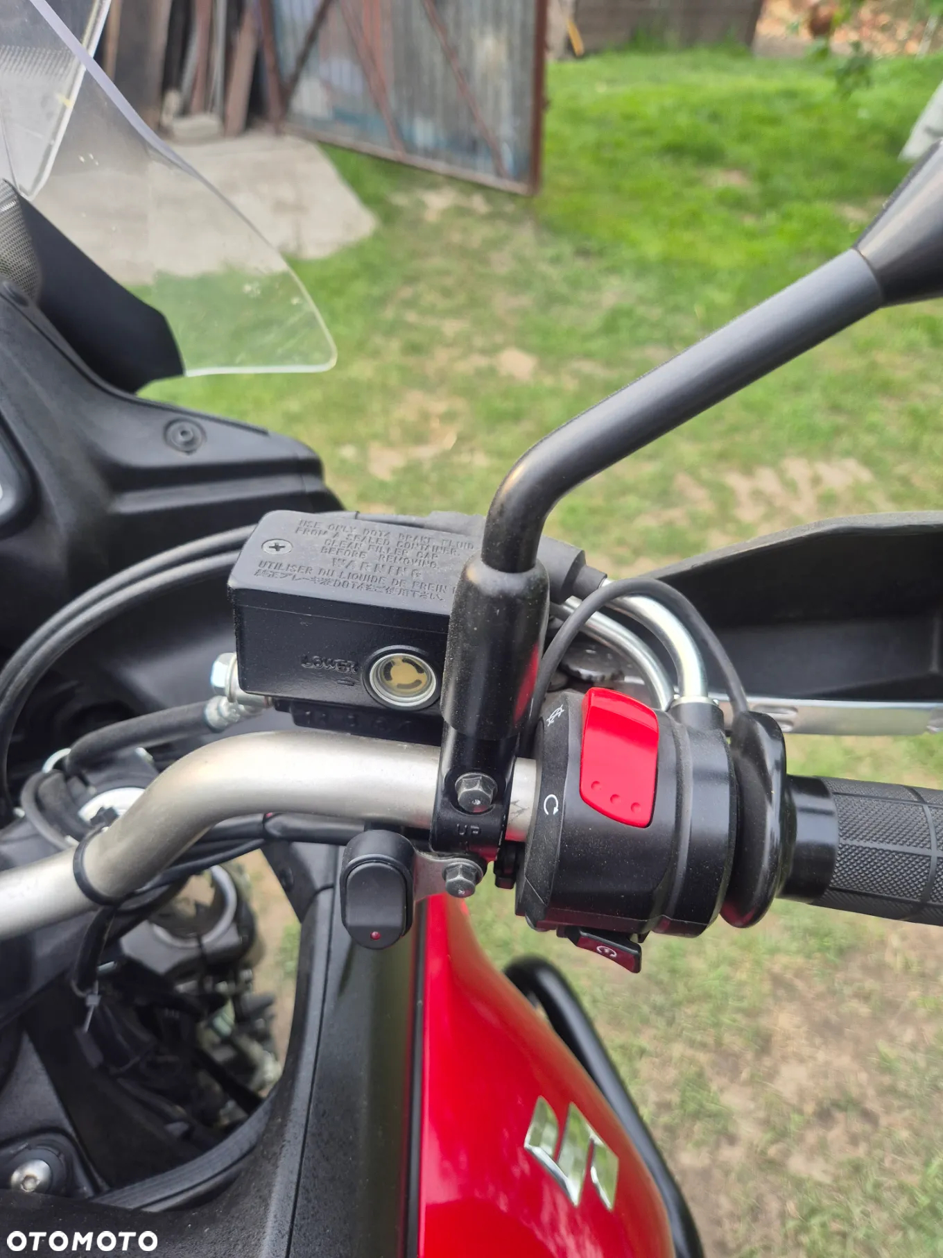 Suzuki V-STROM - 19