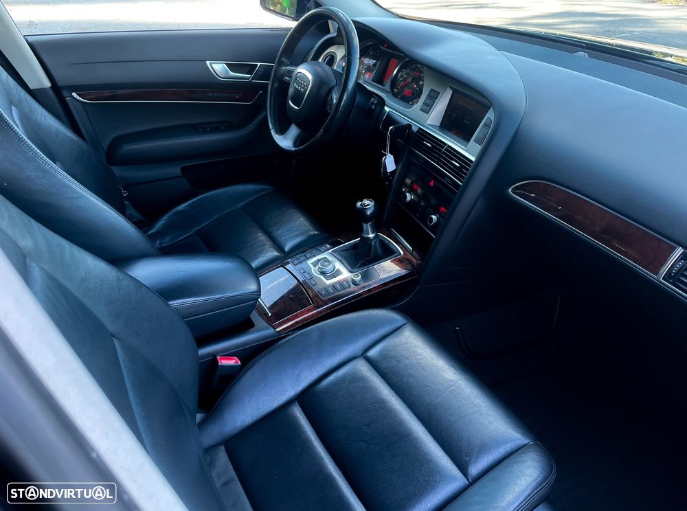 Audi A6 2010 photo 5