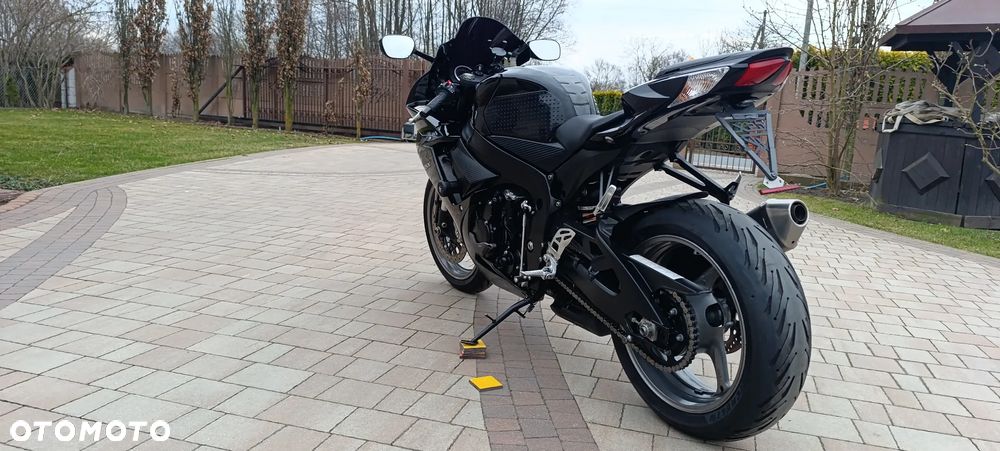 Suzuki GSX-R - 5