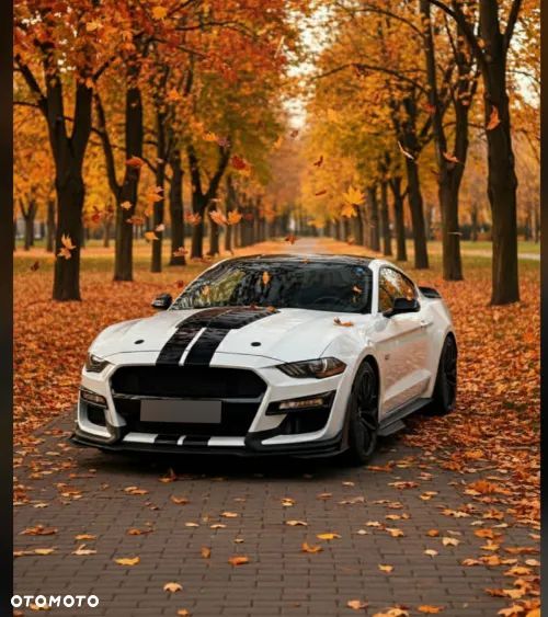 Ford Mustang - 4