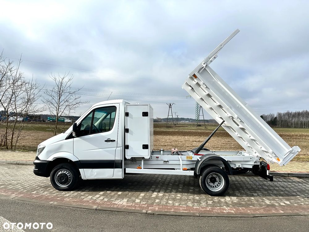 Mercedes-Benz Sprinter 513 - 7