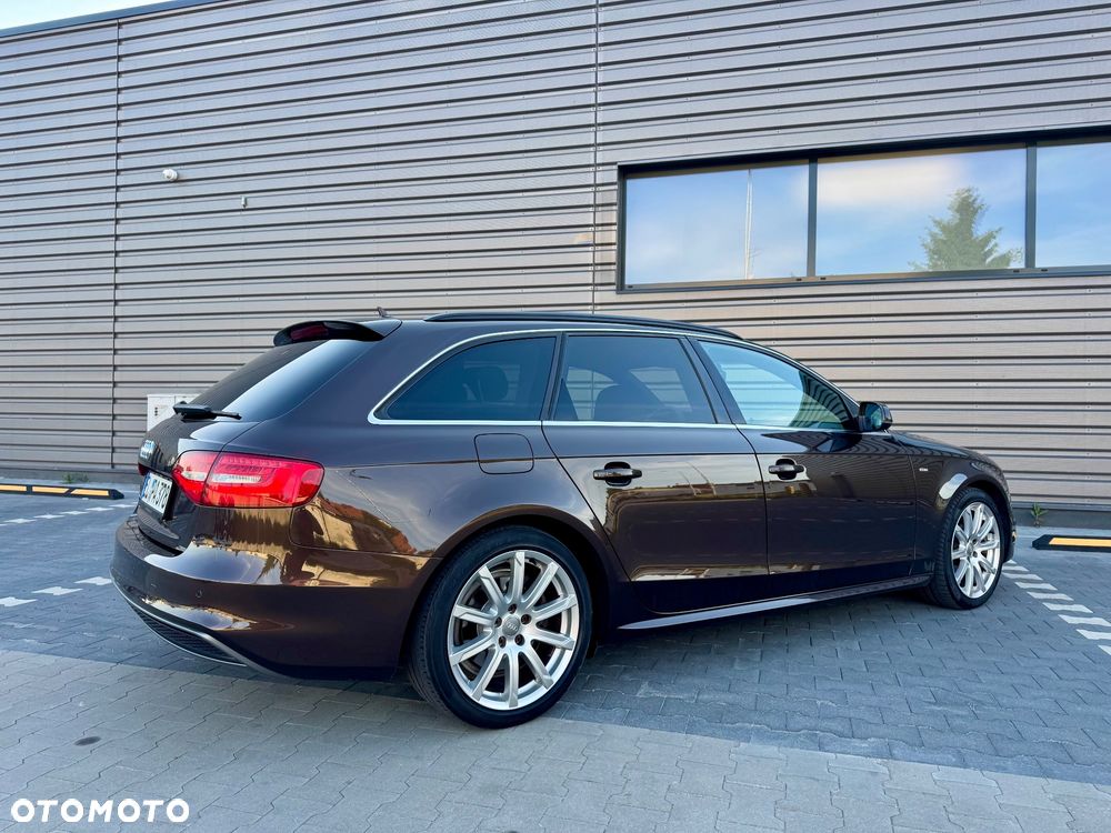 Audi A4 Avant 2.0 TDI DPF quattro S tronic S line Sportpaket - 4