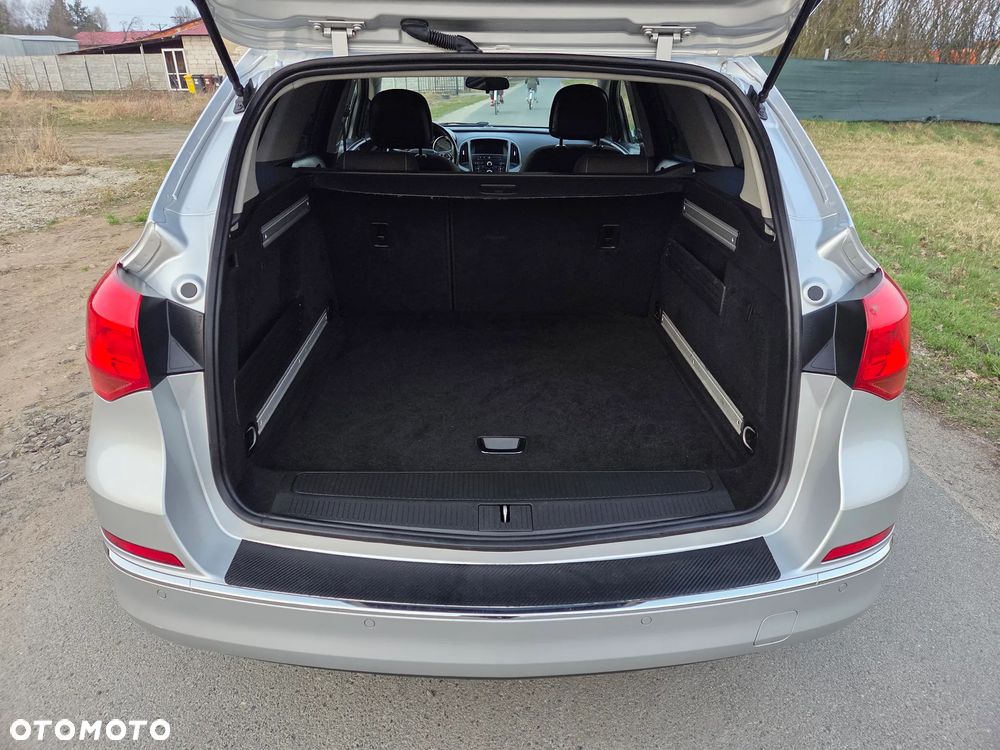 Opel Astra 1.4 Turbo Style - 10