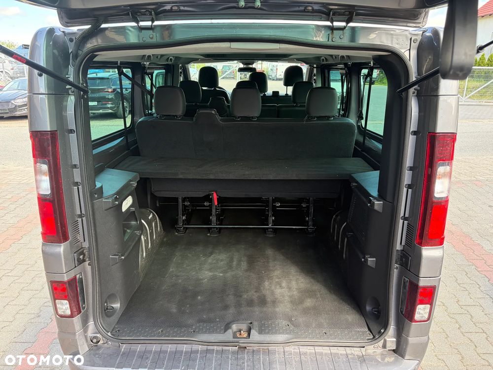 Opel Vivaro - 12