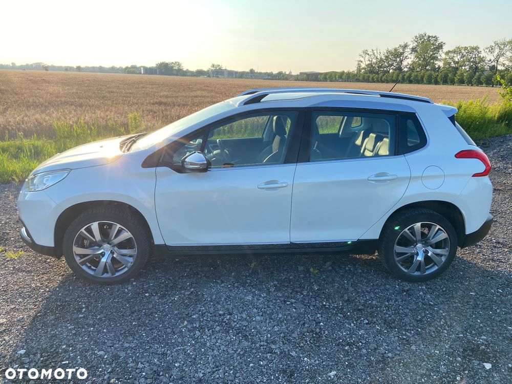 Peugeot 2008 PureTech 110 Stop&Start Allure - 3