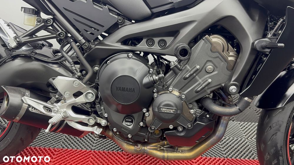 Yamaha MT - 40