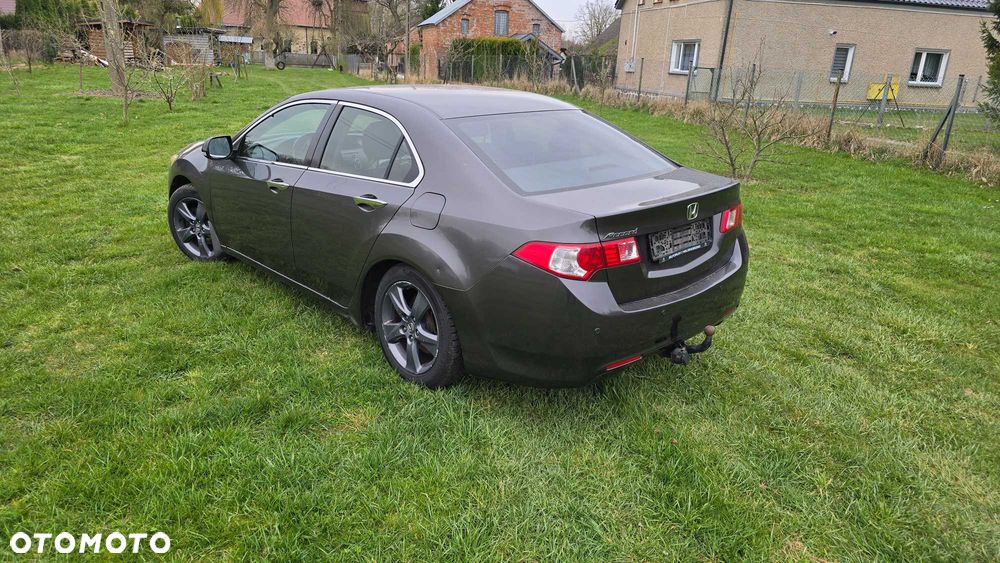 Honda Accord - 4