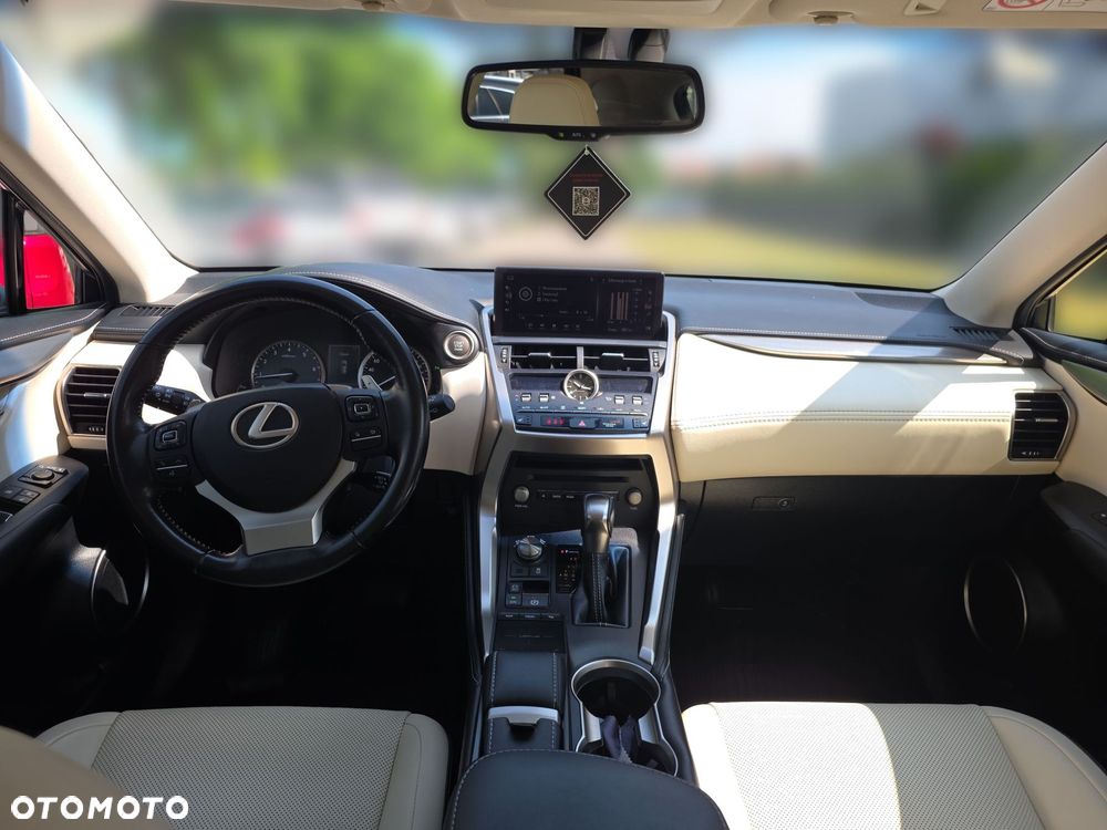 Lexus NX 300 Comfort AWD - 10