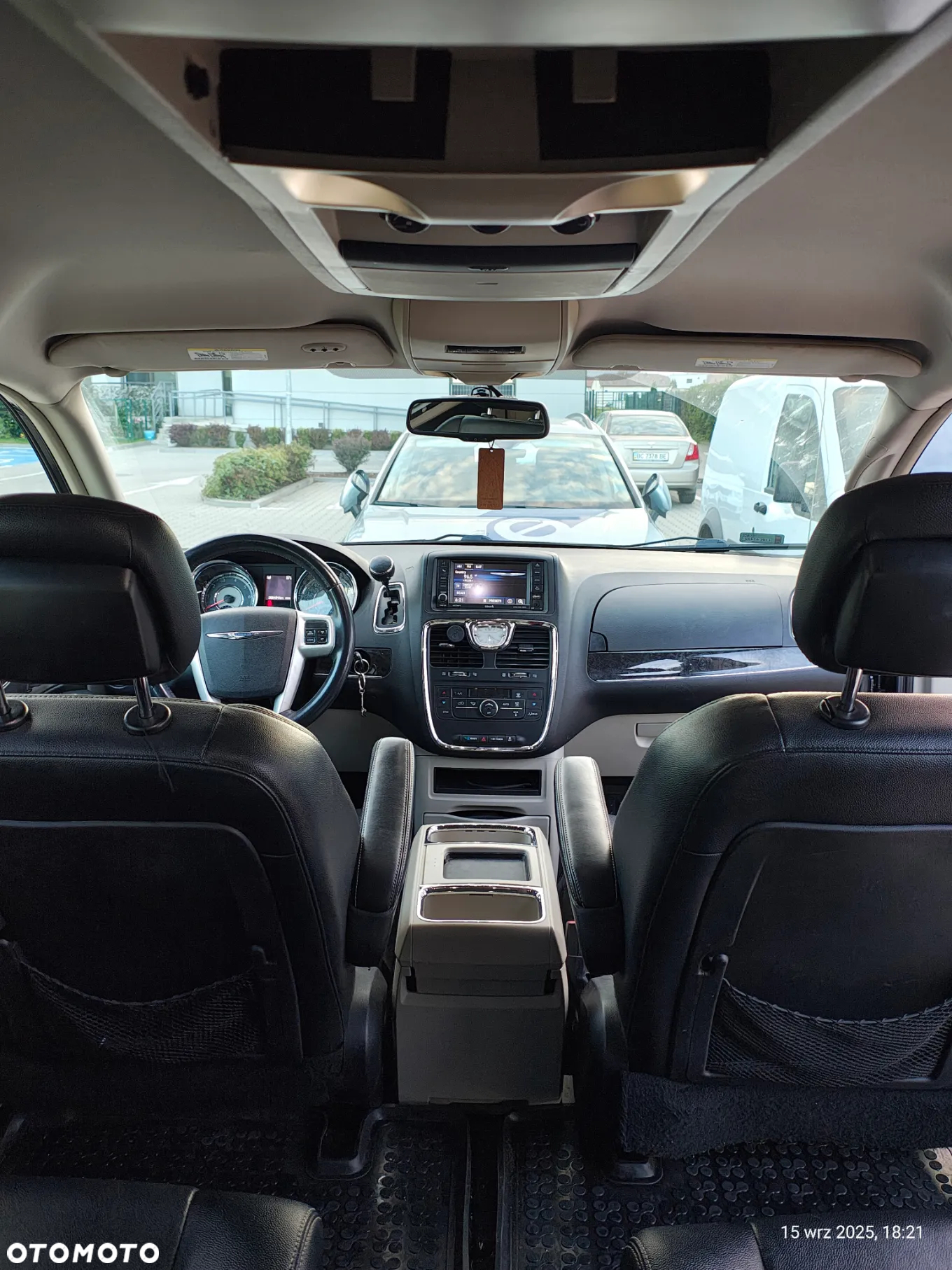 Chrysler Town & Country 3.6 Touring - 12