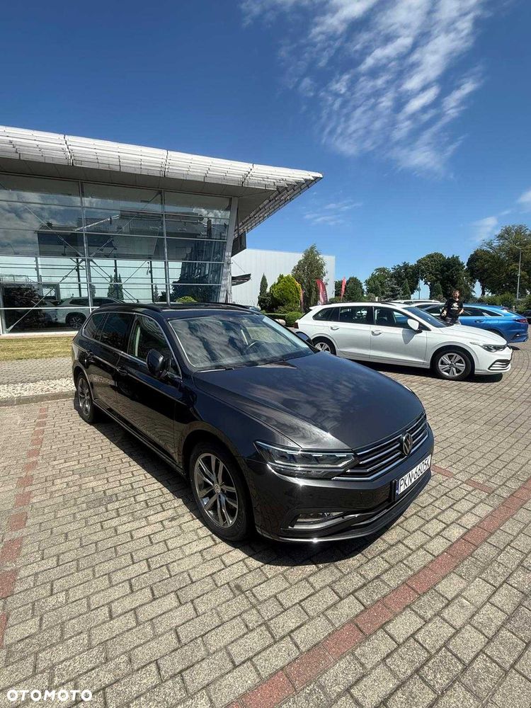 Volkswagen Passat Variant - 1