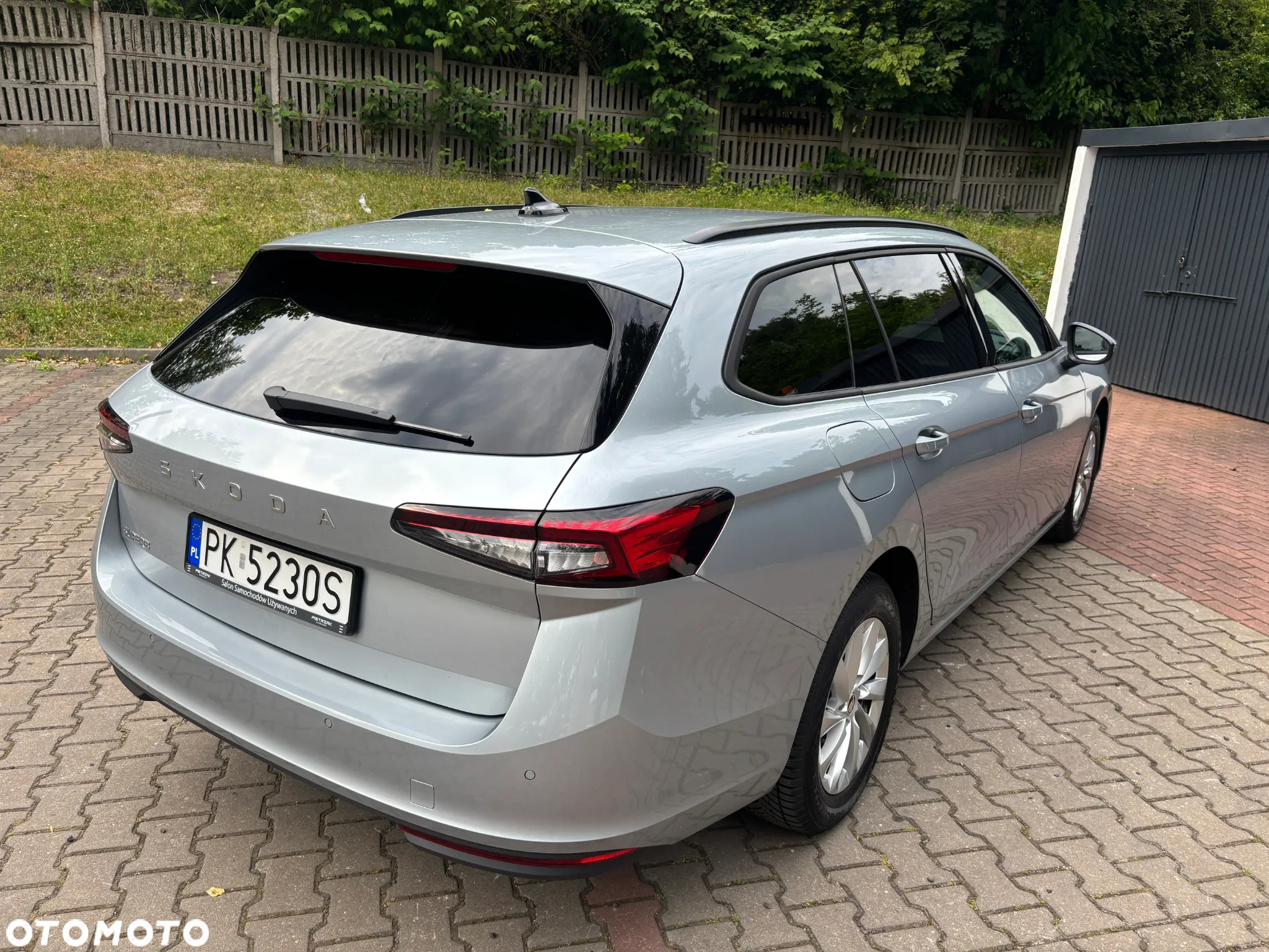 Skoda Superb 2.0 TDI SCR Essence DSG - 5