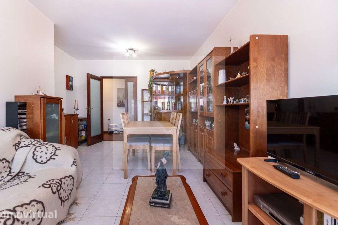 Apartamento T2 com varandas em Santa Maria de Lamas - Grande imagem: 4/27