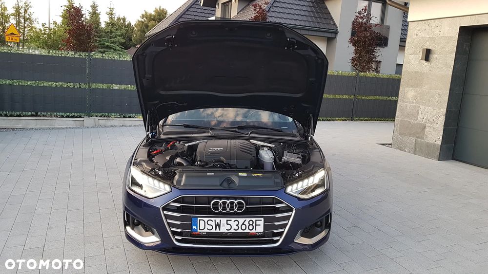 Audi A4 Limousine 35 TFSI Sport S tronic - 35