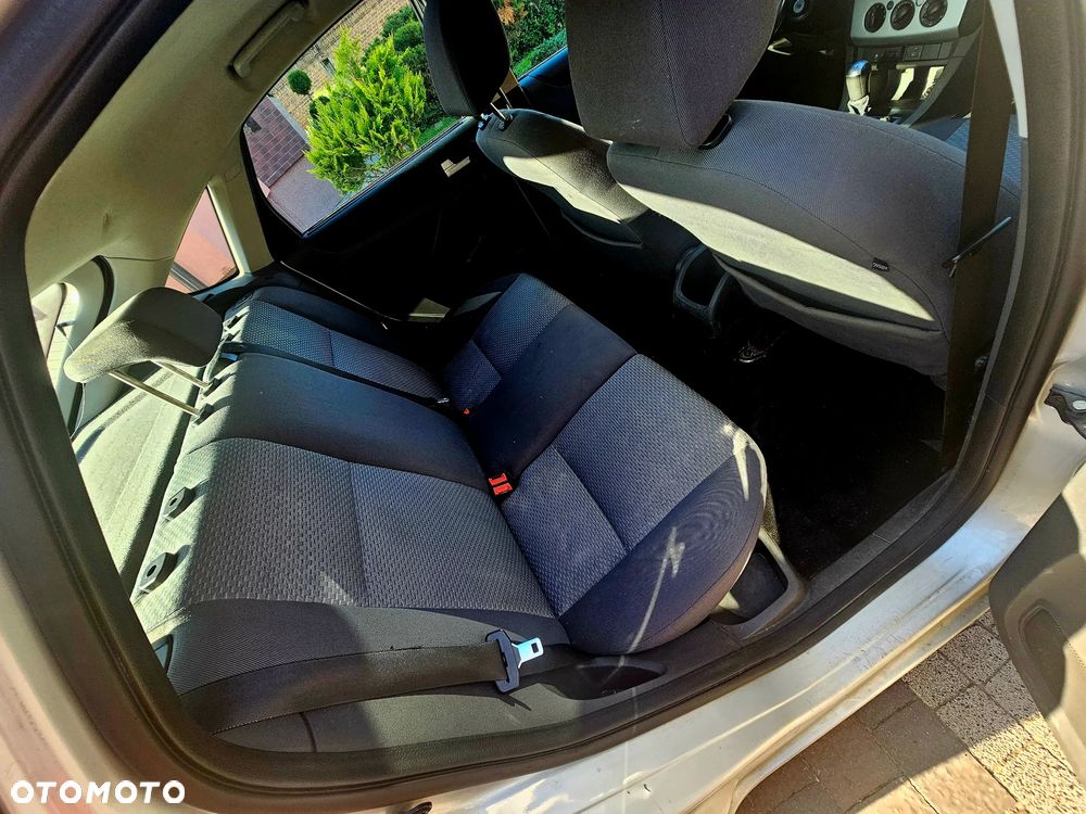 Ford Focus 1.6 TDCi FX Silver - 6