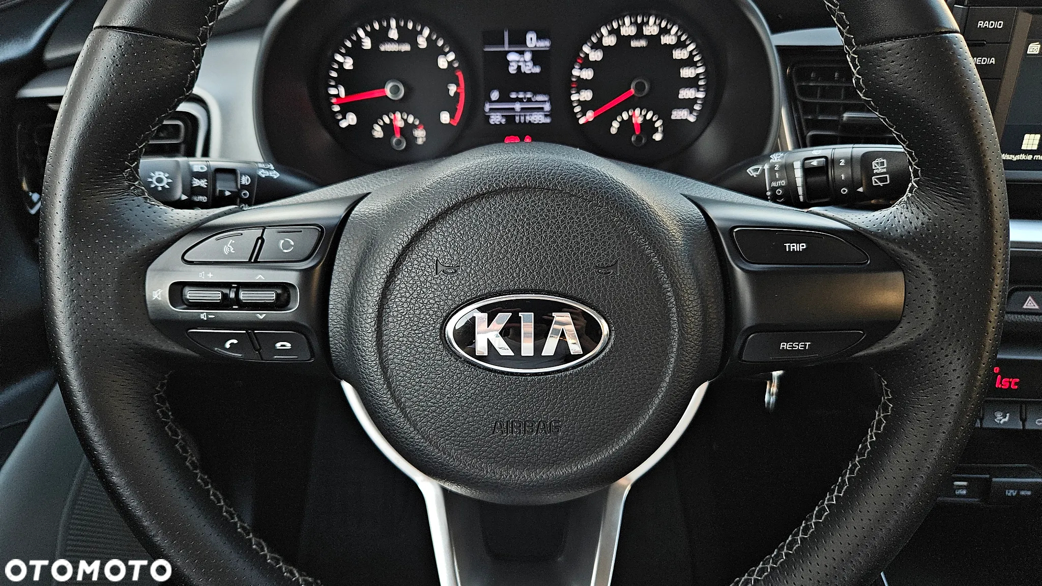 Kia Stonic - 35