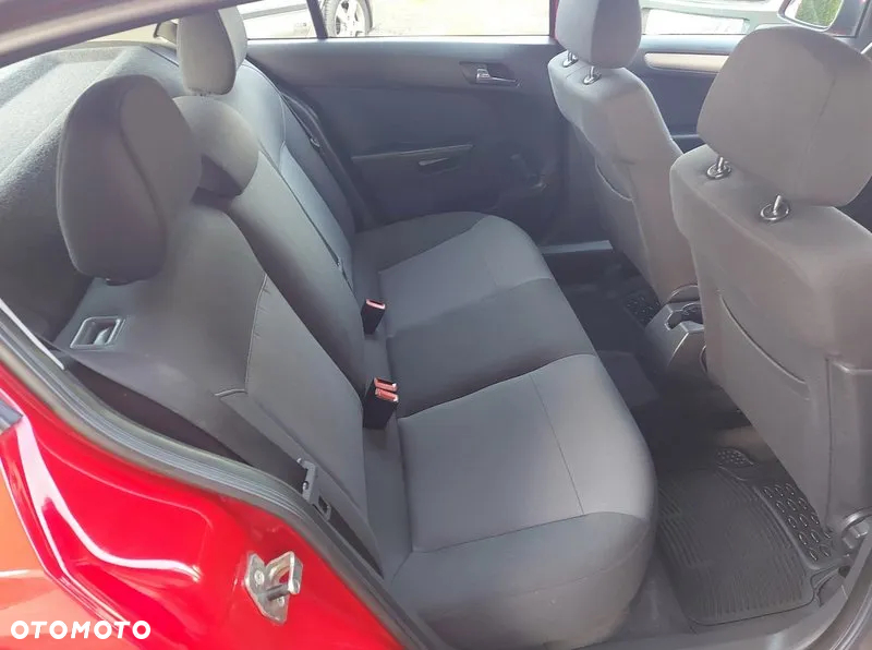 Opel Astra - 28