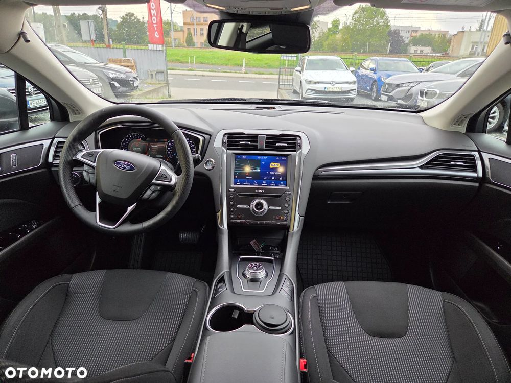 Ford Mondeo 2.0 EcoBlue Titanium - 12