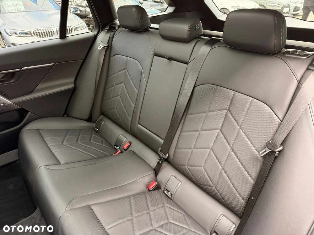 BMW Seria 5 520d - 33