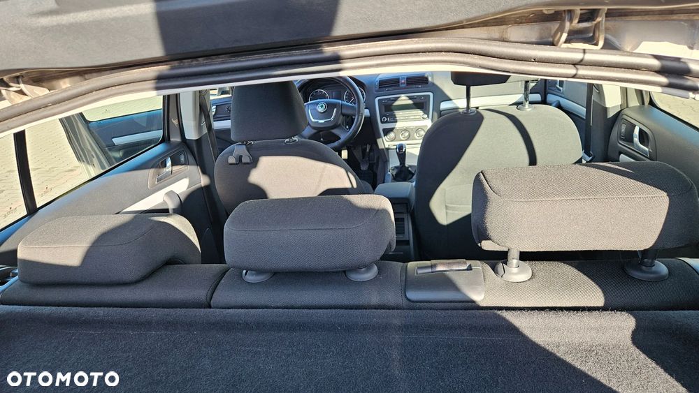 Skoda Octavia 1.4 TSI Ambiente - 9