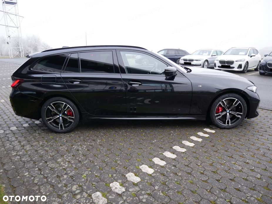 BMW Seria 3 330i xDrive M Sport - 5