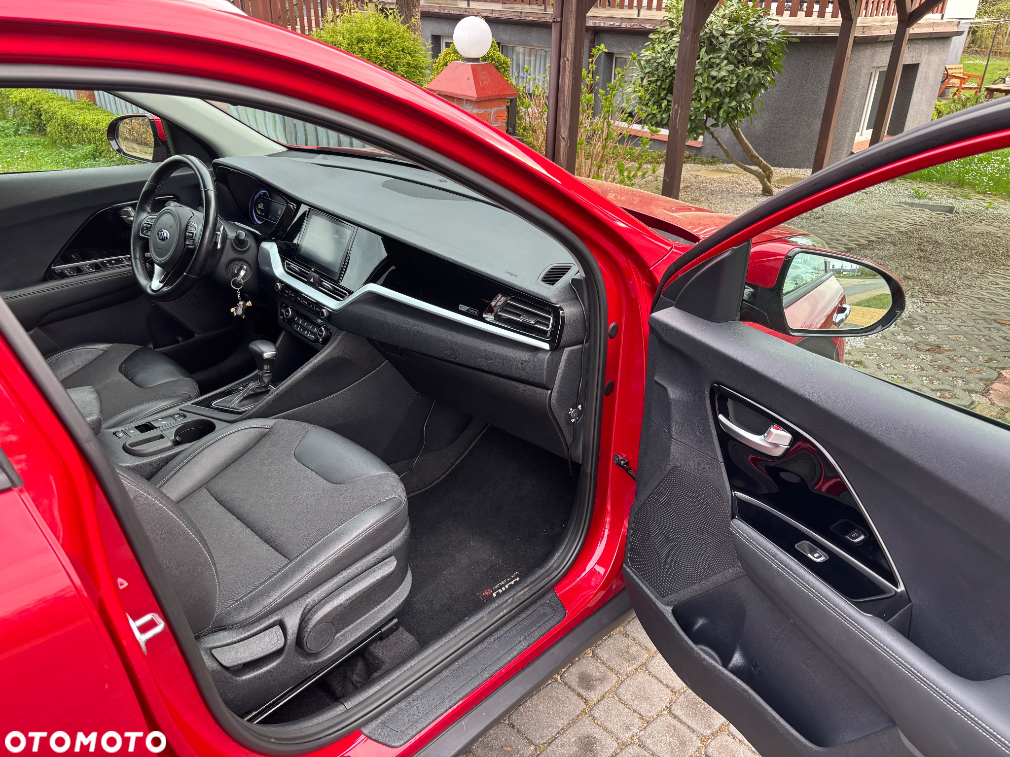 Kia Niro 1.6 GDI Hybrid L - 12