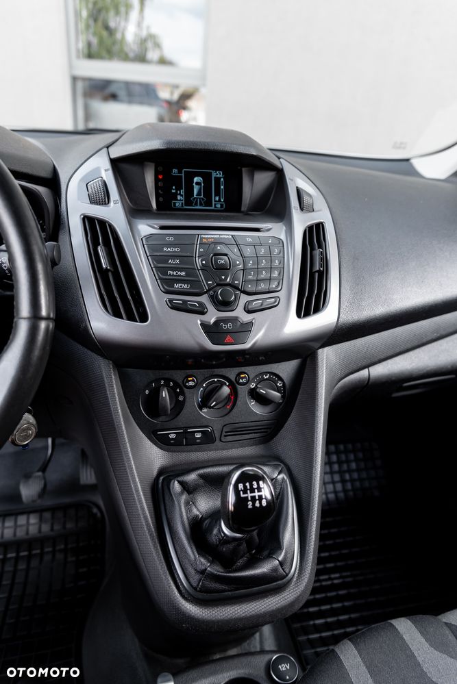 Ford Transit Connect - 33