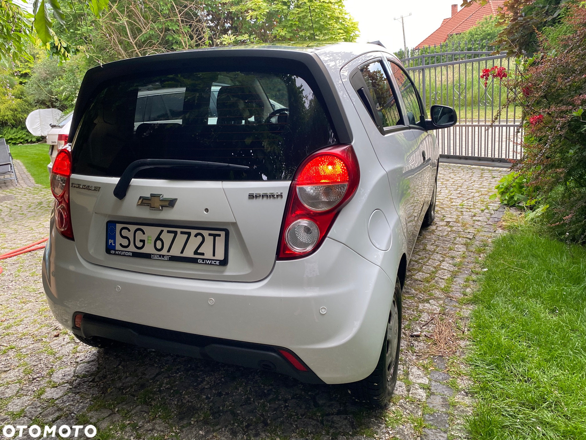 Chevrolet Spark 1.0 Base - 4