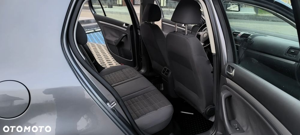 Volkswagen Golf 1.6 Goal - 23