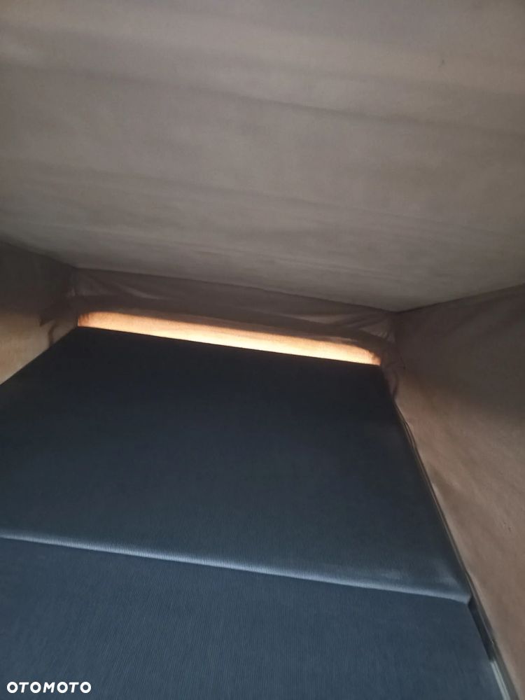Volkswagen Transporter - 24