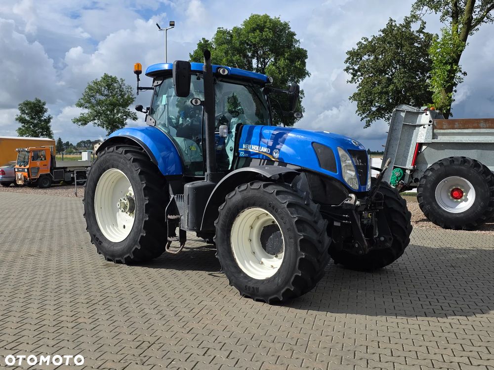 New Holland T7.220 PC 2015R WOM - 8