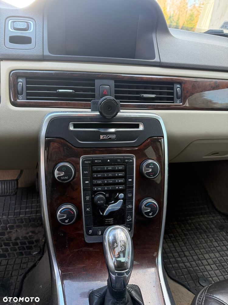 Volvo XC 70 T6 AWD Summum - 9