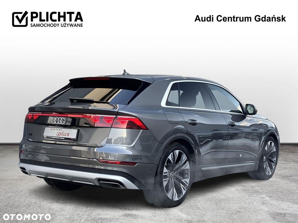 Audi Q8 - 6