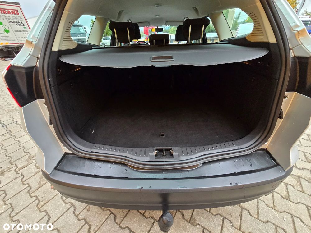 Ford Focus SW ver-1-0-ecoboost-start--stopp--system-trend - 14