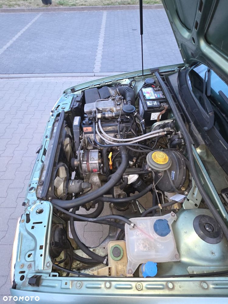 Audi 80 2.0 E - 13