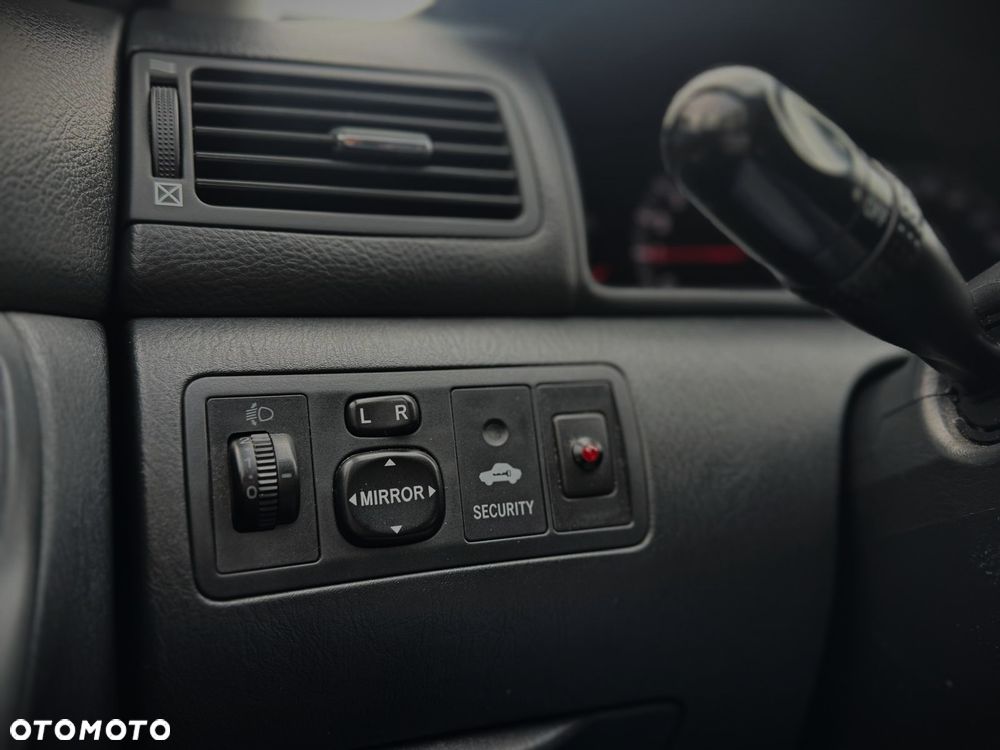 Toyota Corolla 1.4 VVT-i - 15