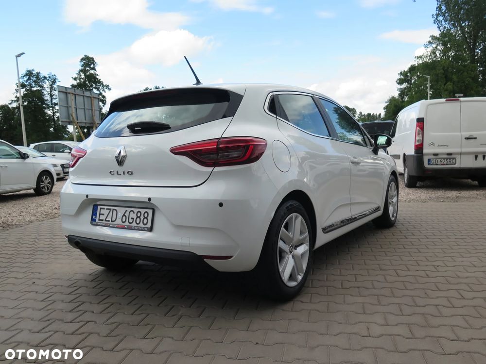 Renault Clio - 7