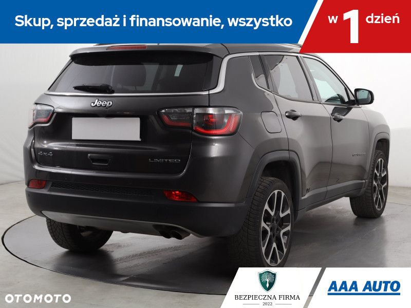Jeep Compass - 6