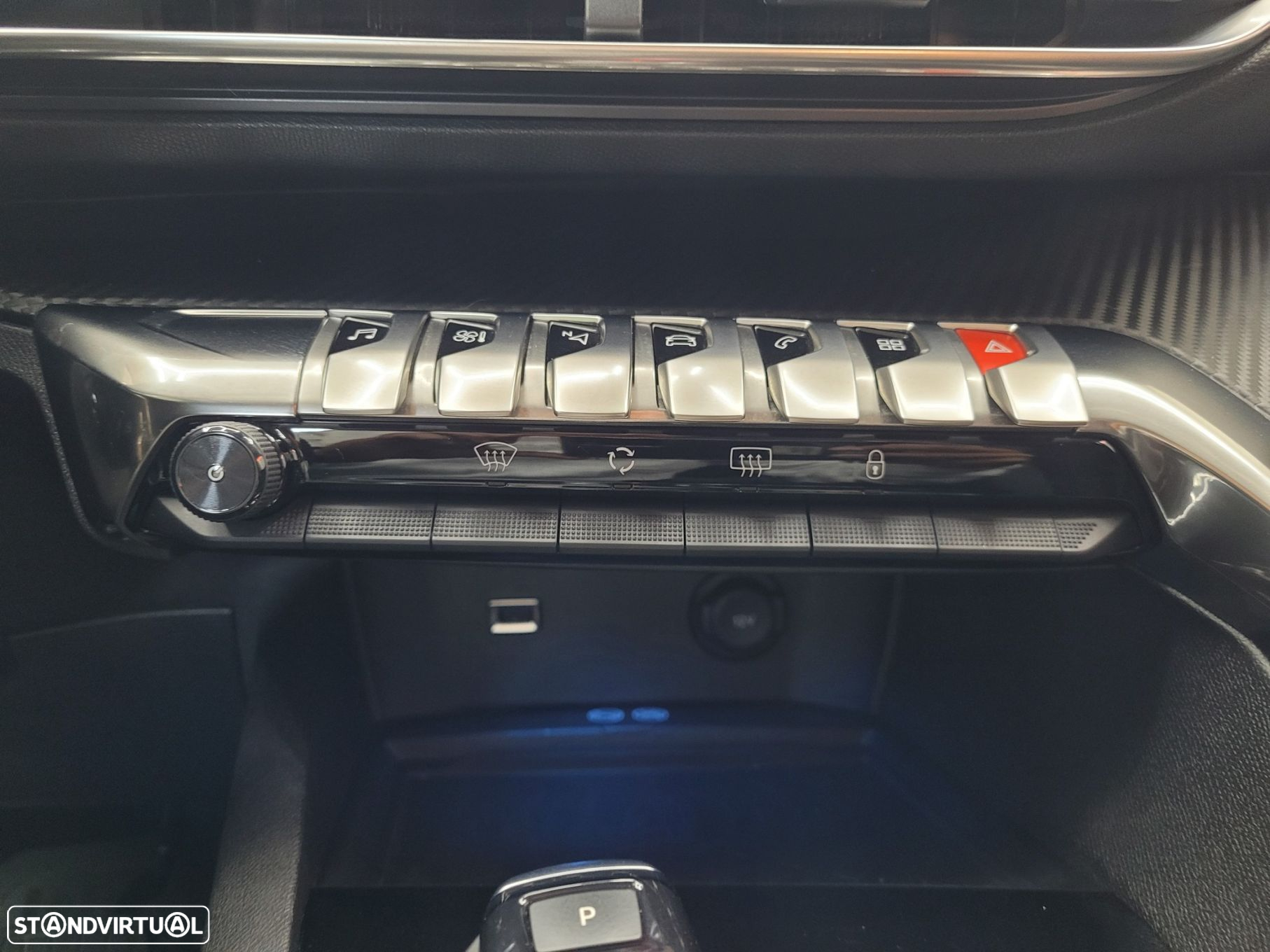 Peugeot 3008 1.2 PureTech Allure EAT8 - 40