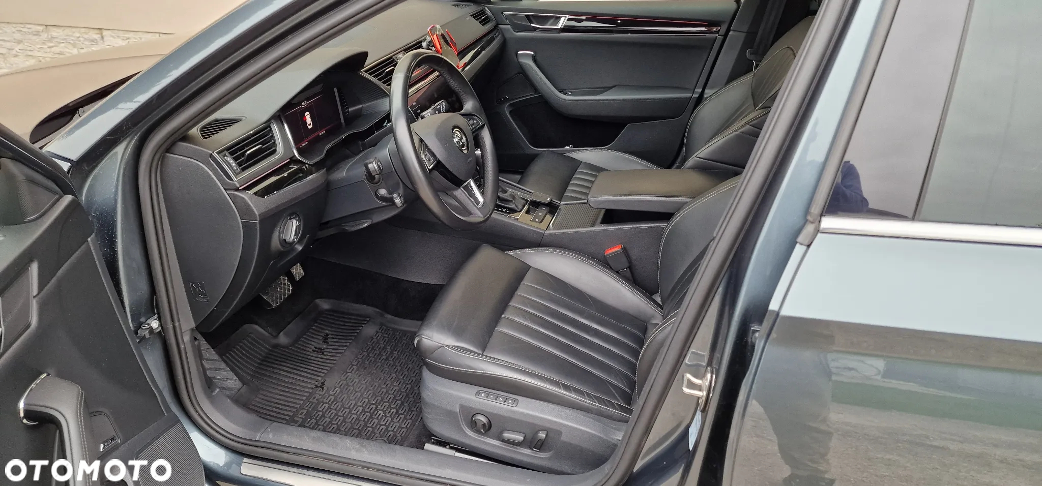 Skoda Superb Combi 2.0 TDI 4x4 DSG L&K - 18