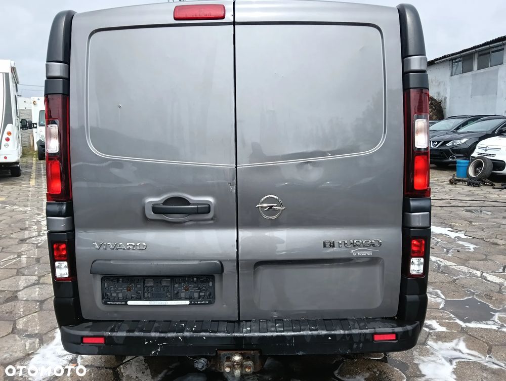 Opel Vivaro - 17