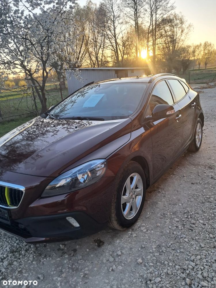 Volvo V40 Cross Country - 3