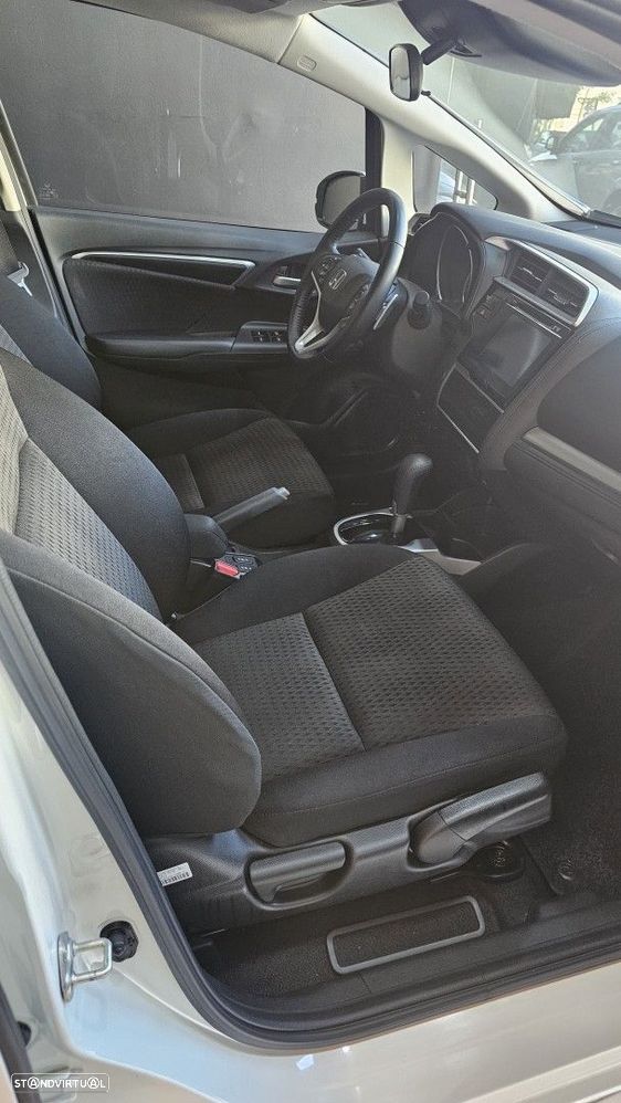Honda Jazz 1.3 I-VTEC Eleg+Connect.CVT - 15